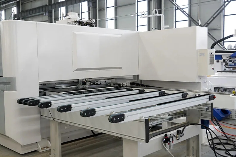  Six Sides Wood CNC Drilling Machine for Cabinet Hole Making