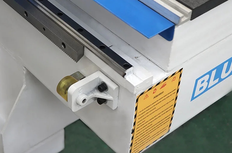  3 Axis CNC Router with 4th Rotary Lathe Side Embed for Furniture Cabinets Doors Making