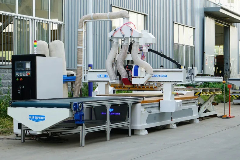  Wood Panel MDF Nest-Cutting CNC Router with Labeling Machine, Drilling Bank, Slot Cutting Saw