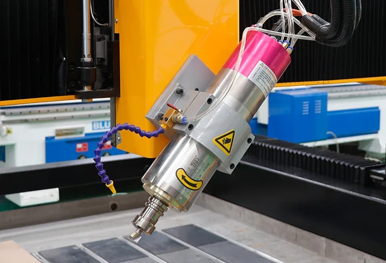 4-осевой фрезерный станок с ЧПУ по камню ATC с токарным станком